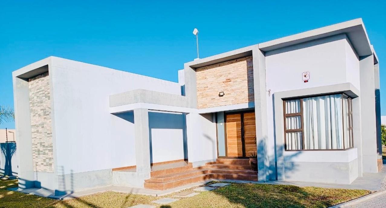 Northern Oasis Oshakati Exterior foto